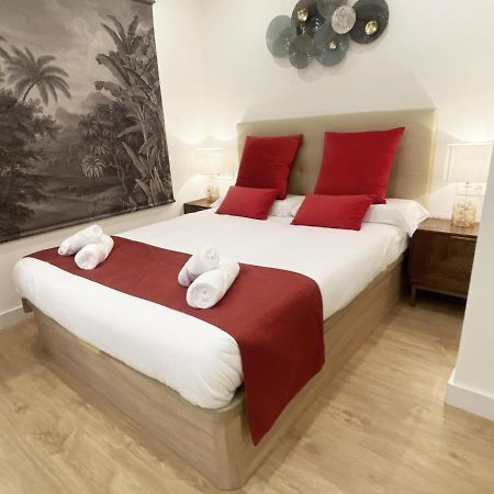 Miramar Luxurious Flat, 3 Double Rooms, Free Parking, Terrace, Completely New San Sebastian Exterior photo