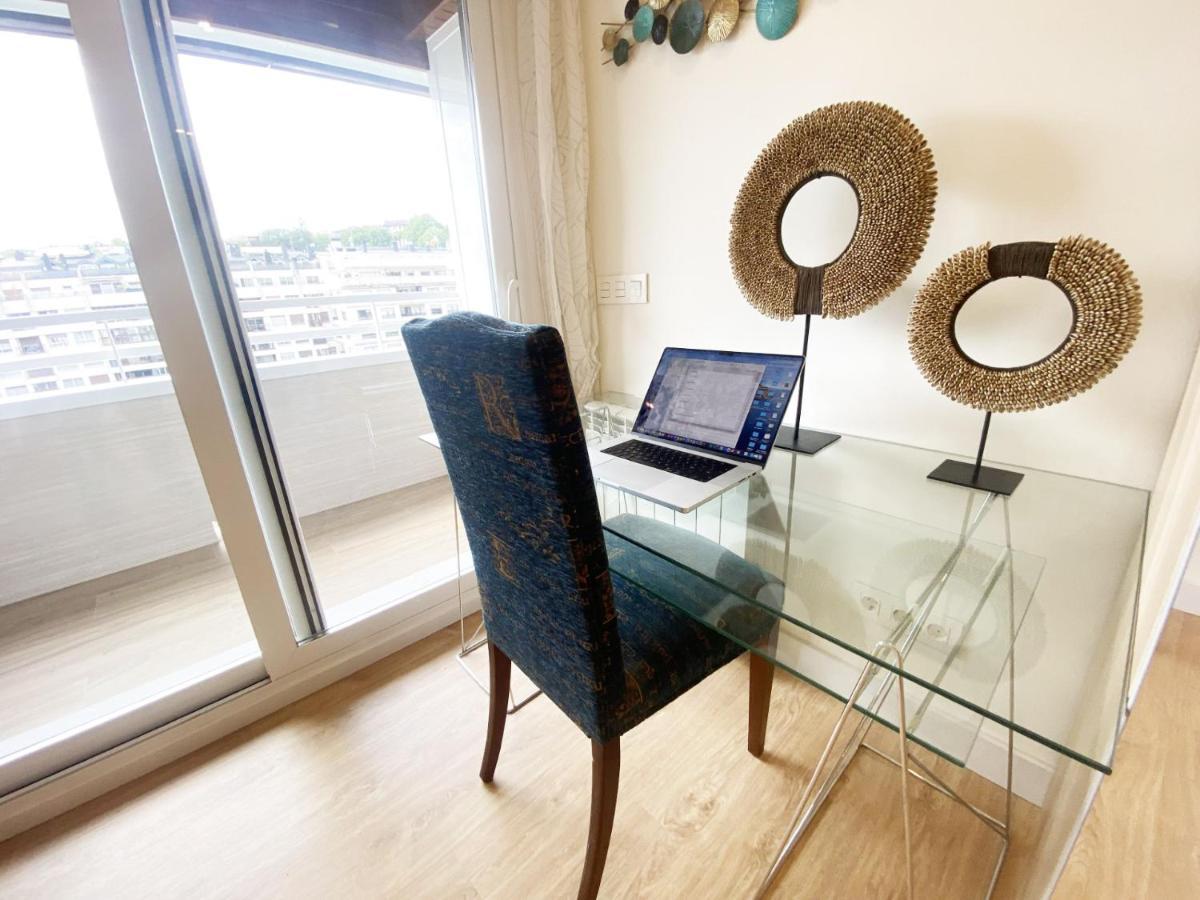 Miramar Luxurious Flat, 3 Double Rooms, Free Parking, Terrace, Completely New San Sebastian Exterior photo